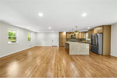 6628 Cherry Tree Lane, Sandy Springs, GA 30328 - Photo 7
