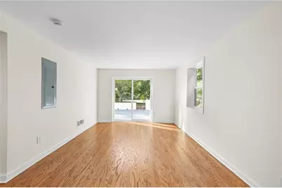 6628 Cherry Tree Lane, Sandy Springs, GA 30328 - Photo 41
