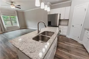 4401 Fulson Dr, Lilburn, GA 30047 - Photo 9