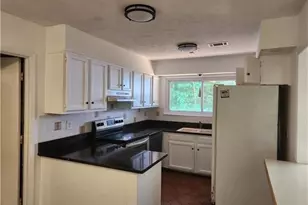 265 Barrington Dr E, Roswell, GA 30076 - Photo 7