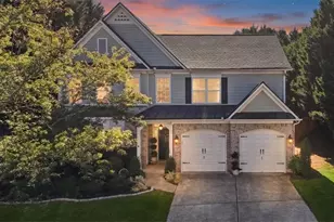 211 Woodview Ln, Woodstock, GA 30188 - Photo 1