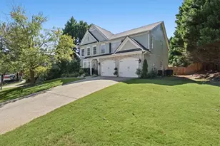 211 Woodview Ln, Woodstock, GA 30188 - Photo 3