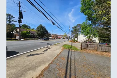 1799 Clairmont Road, Decatur, GA 30033 - Photo 5