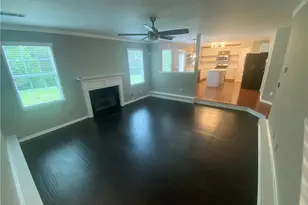 2920 Chilhowee Dr, Atlanta, GA 30331 - Photo 9