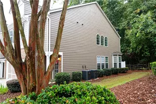 2604 Pierce Brennen Ct, Lawrenceville, GA 30043 - Photo 3