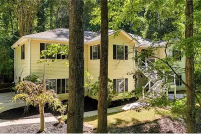 5011 Peach Mountain Circle, Gainesville, GA 30507 - Photo 1