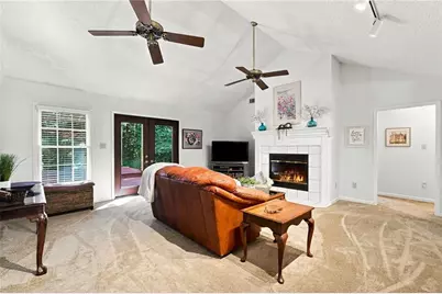 5011 Peach Mountain Circle, Gainesville, GA 30507 - Photo 7