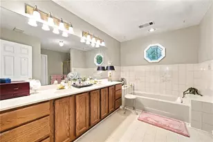 5011 Peach Mountain Cir, Gainesville, GA 30507 - Photo 29