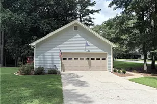 4761 Kensington Ln SE, Conyers, GA 30094 - Photo 5
