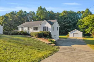284 Hobson Dr, Jasper, GA 30143 - Photo 3