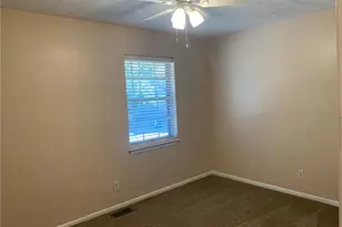 1235 Riverside Dr, Gainesville, GA 30501 - Photo 13