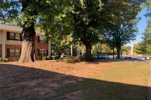 1235 Riverside Dr, Gainesville, GA 30501 - Photo 17