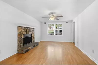 4400 Hidden Meadow Circle, Sugar Hill, GA 30518 - Photo 3