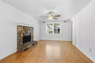 4400 Hidden Meadow Cir, Sugar Hill, GA 30518 - Photo 3