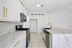 500 Camber Woods Dr, Roswell, GA 30076 - Photo 13