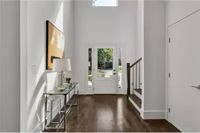 1251 Brookhaven Hideaway Court NE, Atlanta, GA 30319 - Photo 9