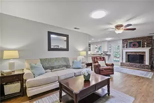 84 Lake Somerset Dr NW, Marietta, GA 30064 - Photo 5