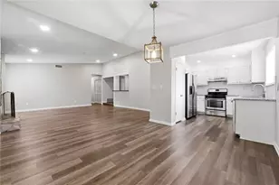 8413 Glenwoods Terrace, Riverdale, GA 30274 - Photo 13