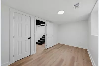 1242 Centra Villa Drive SW #Basement, Atlanta, GA 30311 - Photo 9