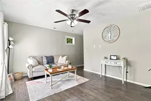 8570 Kennesaw Ct, Jonesboro, GA 30238 - Photo 3
