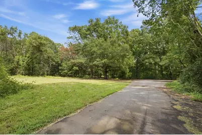 7792 Lyle Drive, Riverdale, GA 30296 - Photo 3