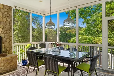 170 Helmsley Drive NE, Atlanta, GA 30327 - Photo 17