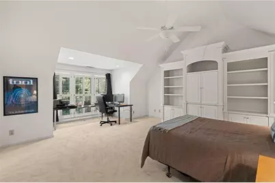 170 Helmsley Drive NE, Atlanta, GA 30327 - Photo 21