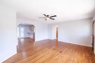 102 Lindsey Ct NE, Calhoun, GA 30701 - Photo 9