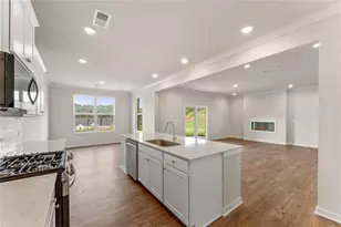 2637 Marshwood Cir, Gainesville, GA 30507 - Photo 7