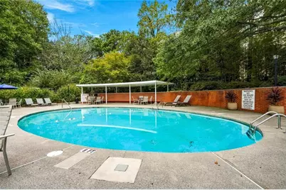 3060 Pharr Court North NW #207, Atlanta, GA 30305 - Photo 9