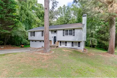 6211 Laurel Wood Trail, Flowery Branch, GA 30542 - Photo 3