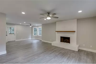 6211 Laurel Wood Trail, Flowery Branch, GA 30542 - Photo 7