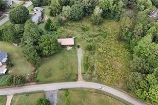 7580 Bates Dr, Alpharetta, GA 30004 - Photo 7
