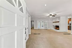 1063 Lakeshore Dr, Gainesville, GA 30501 - Photo 15