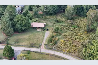 7582 Bates Drive, Alpharetta, GA 30004 - Photo 5