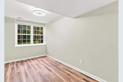 5013 Fox Forest Circle SW, Lilburn, GA 30047 - Photo 31