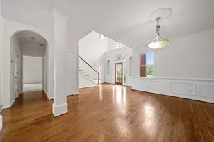 2409 Vinings Oaks Ct SE, Smyrna, GA 30082 - Photo 7