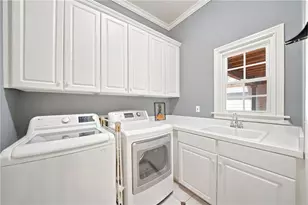 3901 Hazelhurst Dr, Marietta, GA 30066 - Photo 25