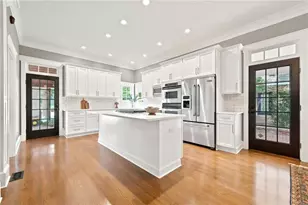 3901 Hazelhurst Dr, Marietta, GA 30066 - Photo 7
