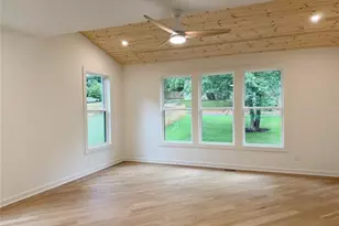 1202 Thomas Rd, Decatur, GA 30030 - Photo 17