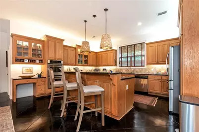 6319 Lakeview Drive, Buford, GA 30518 - Photo 5