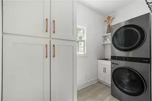 200 Old Mill Ct, Fayetteville, GA 30214 - Photo 17