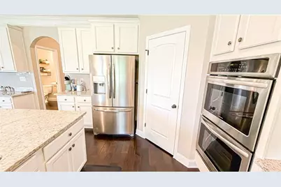 205 Vandalay Way, Locust Grove, GA 30248 - Photo 11