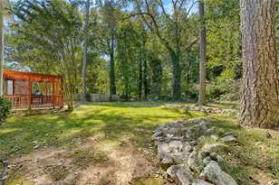 1120 Grace Hadaway Ln, Lawrenceville, GA 30043 - Photo 17