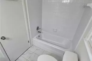 2201 Brookfield Cir, Lawrenceville, GA 30043 - Photo 15