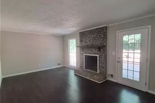 2201 Brookfield Cir, Lawrenceville, GA 30043 - Photo 3