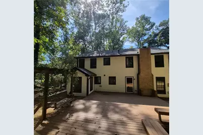 2201 Brookfield Circle, Lawrenceville, GA 30043 - Photo 5