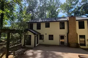 2201 Brookfield Cir, Lawrenceville, GA 30043 - Photo 5