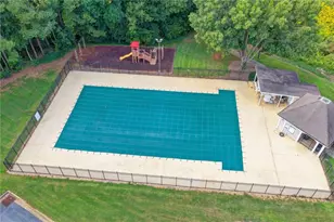 820 Meadowsong Cir, Lawrenceville, GA 30043 - Photo 23