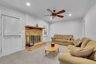 5041 Fitts Dr, Roswell, GA 30075 - Photo 7